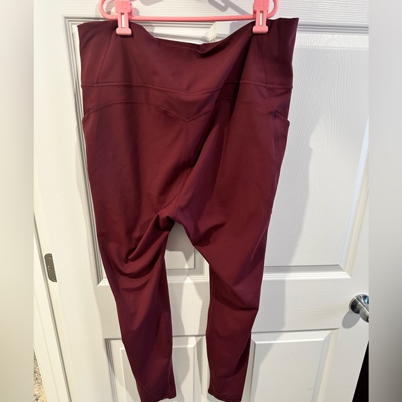 Fabletics PureLuxe Burgundy Active Top - Picture 3 of 4